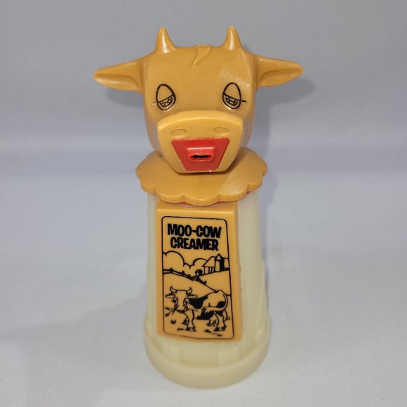 Moo Cow Vintage Plastic Coffee Creamer 6.5" Milk Farm Cream Dispenser by Whirley - Picture 1 of 2